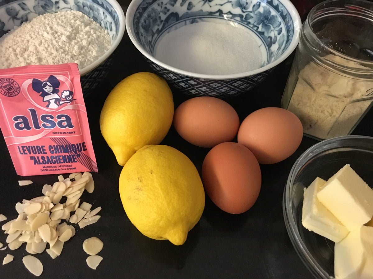 Ingrédients pour cake moelleux au citron et amandes