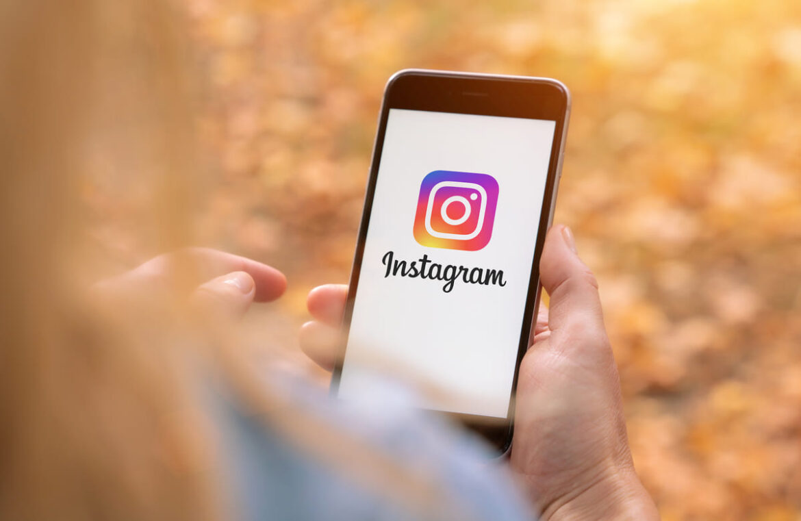 logo instagram sur un téléphone portable