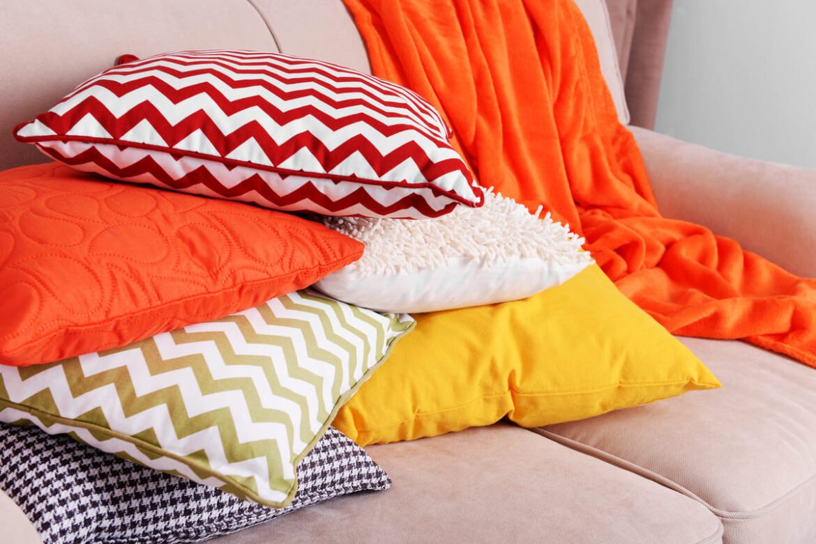 personnaliser sa décoration d'intérieur avec des coussins